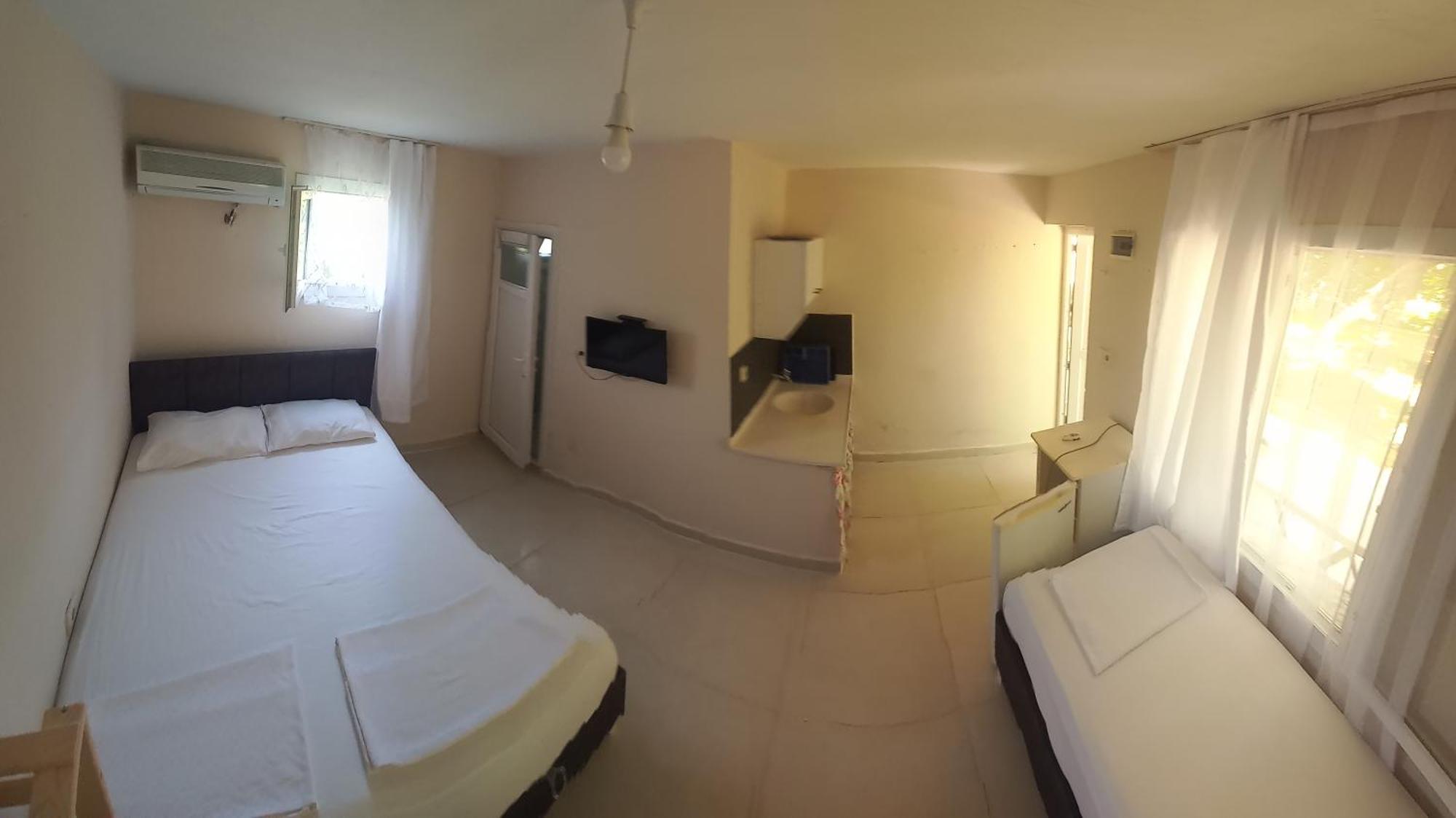 Suna Pansiyon Seferihisar Extérieur photo
